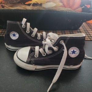 Size 7 toddler chucks